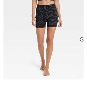 Women's Seamless High-Rise Bike Shorts
4" - JoyLab™ new